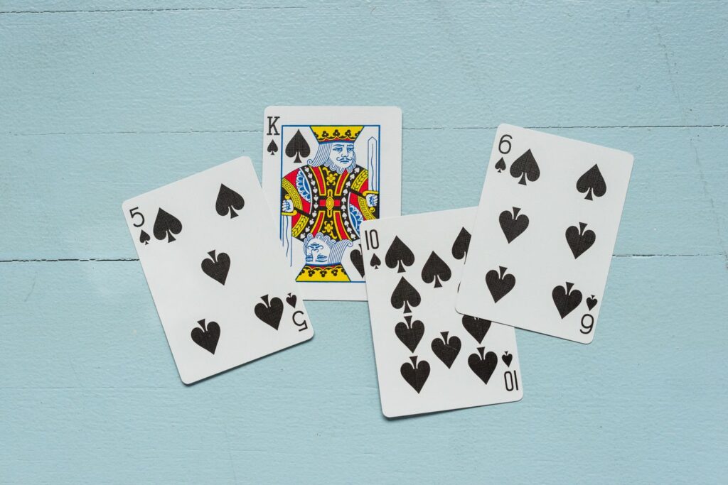 Spade Card: How to Play the game with these tricks